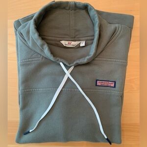 Vineyard Vines Men's Olive Green Pullover 
Mock neck
